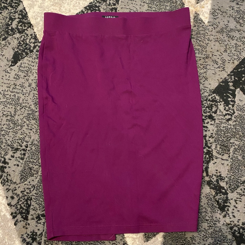 TORRID purple pencil skirt